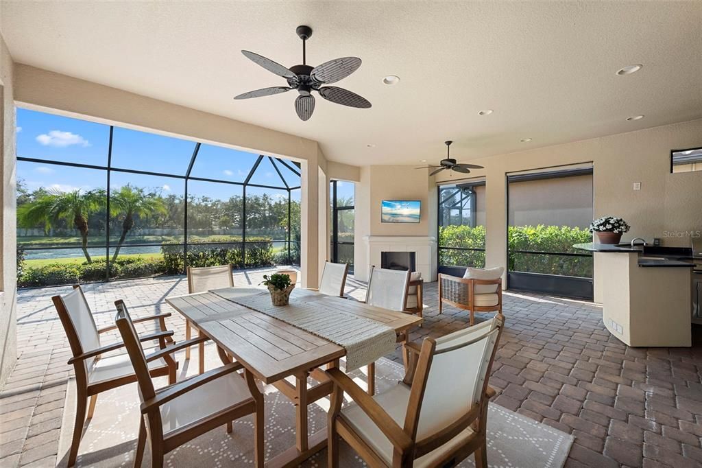 На продажу: $1,089,000 (3 спален, 3 ванн, 2262 Квадратных фут)