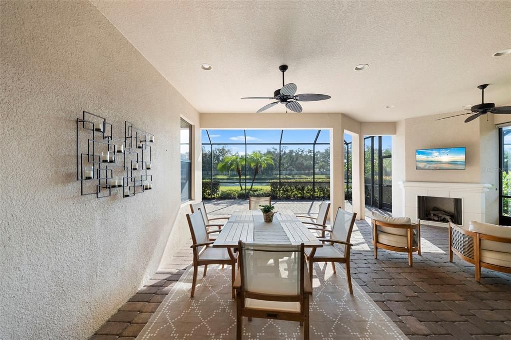 На продажу: $1,089,000 (3 спален, 3 ванн, 2262 Квадратных фут)