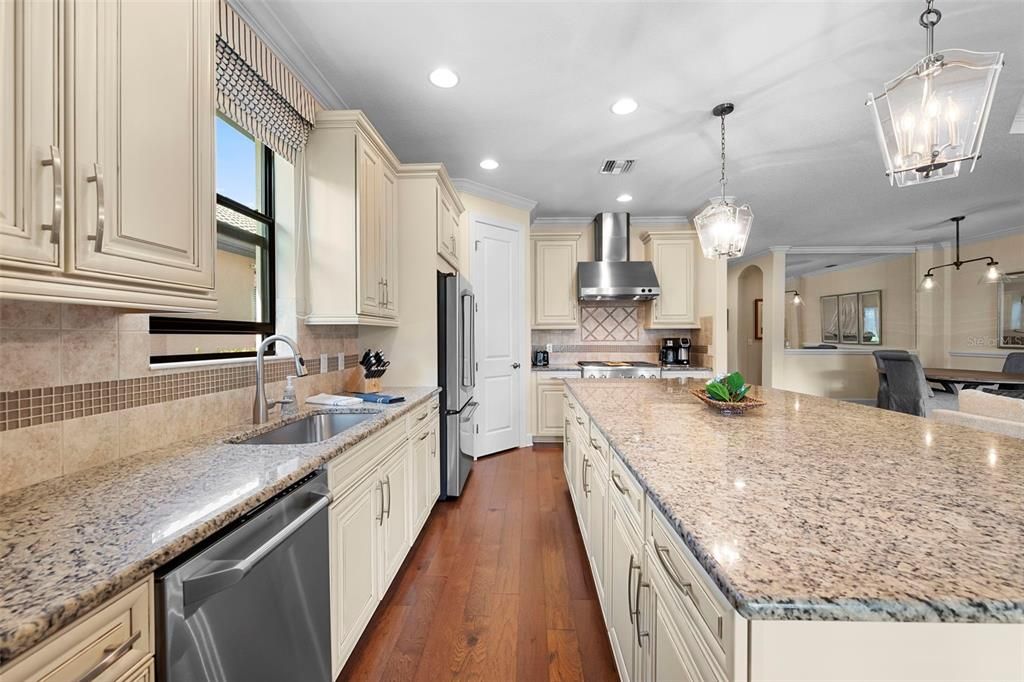 На продажу: $1,089,000 (3 спален, 3 ванн, 2262 Квадратных фут)