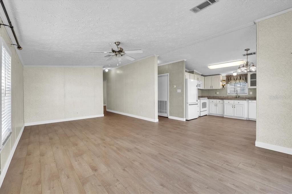Activo con contrato: $125,000 (2 camas, 2 baños, 1188 Pies cuadrados)