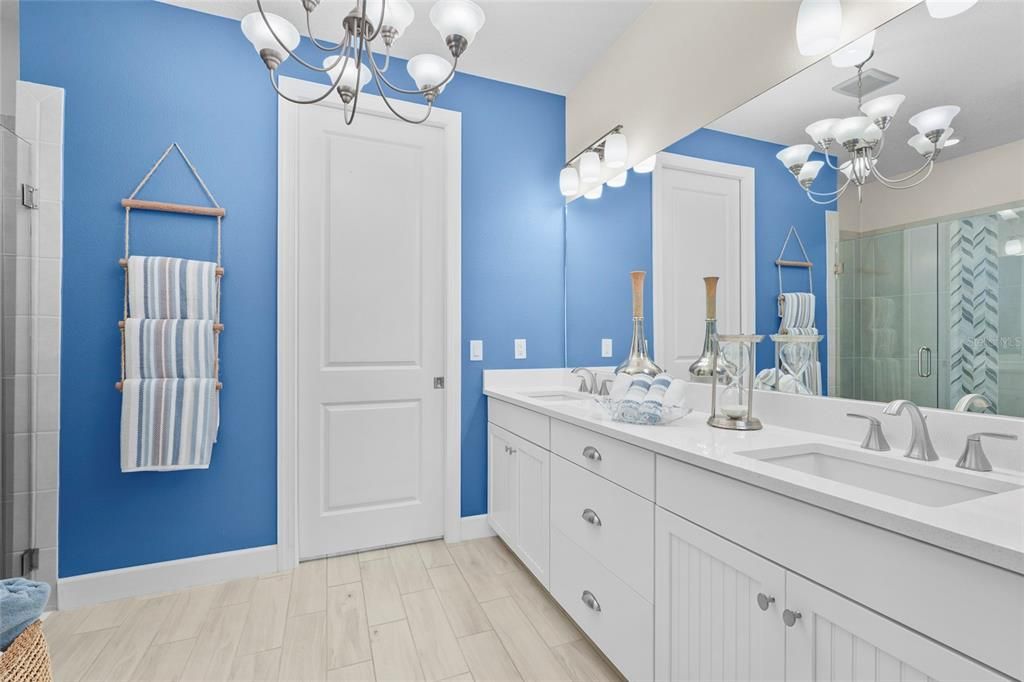 En Venta: $749,900 (2 camas, 2 baños, 1682 Pies cuadrados)