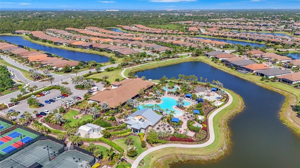 En Venta: $749,900 (2 camas, 2 baños, 1682 Pies cuadrados)