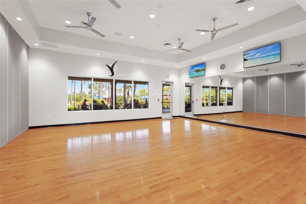 En Venta: $749,900 (2 camas, 2 baños, 1682 Pies cuadrados)