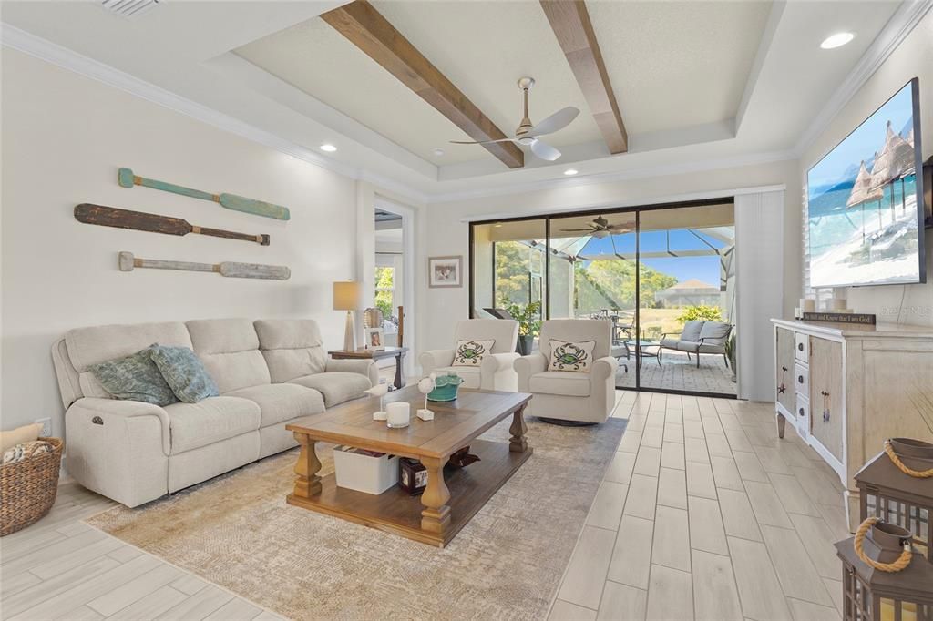 En Venta: $749,900 (2 camas, 2 baños, 1682 Pies cuadrados)