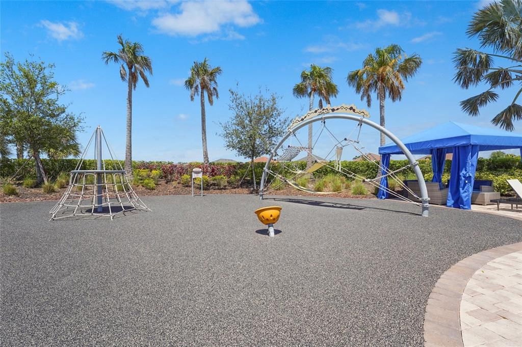 En Venta: $749,900 (2 camas, 2 baños, 1682 Pies cuadrados)