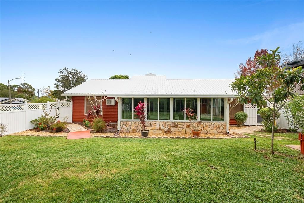 En Venta: $425,000 (3 camas, 2 baños, 1511 Pies cuadrados)