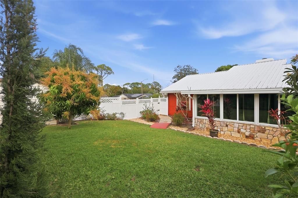 En Venta: $425,000 (3 camas, 2 baños, 1511 Pies cuadrados)