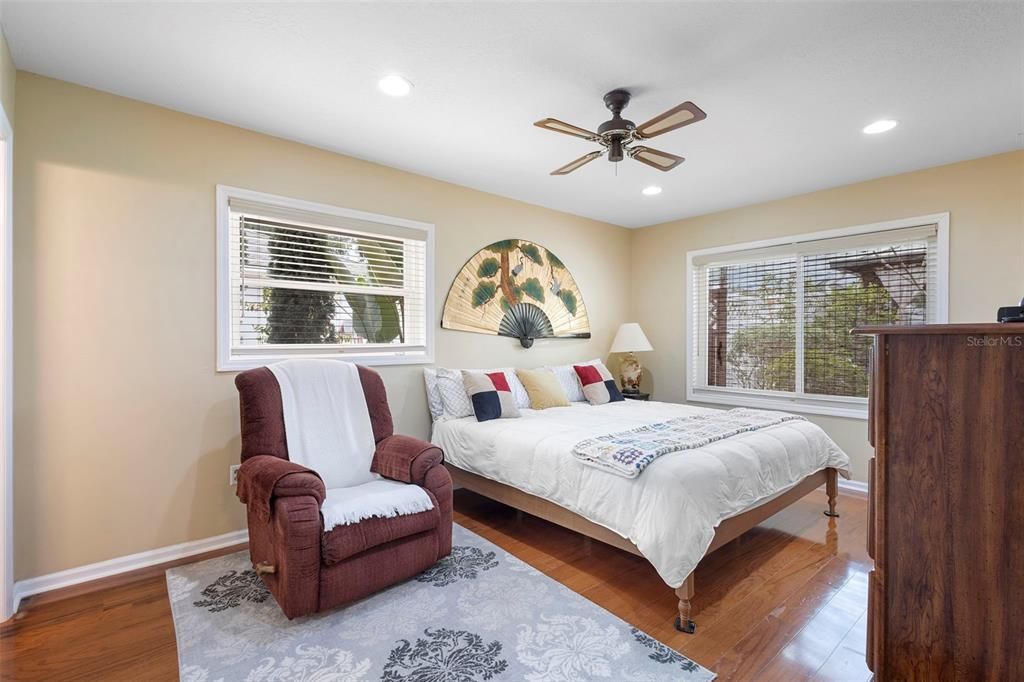 En Venta: $425,000 (3 camas, 2 baños, 1511 Pies cuadrados)