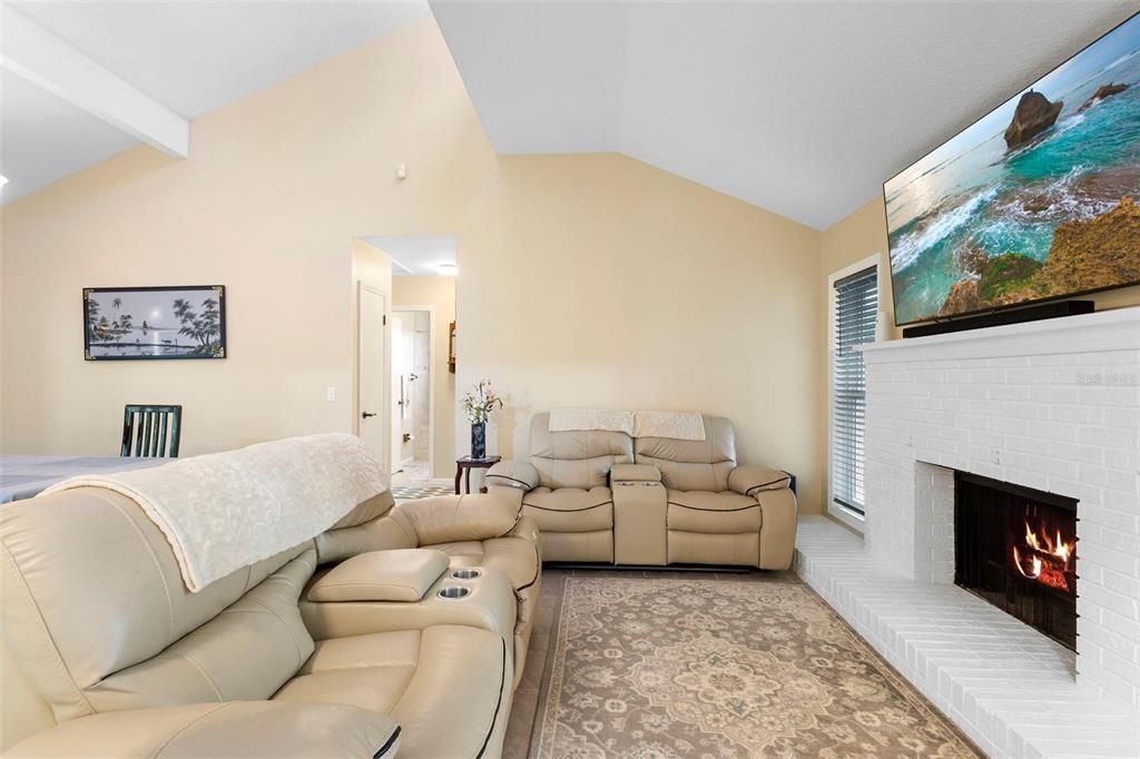 En Venta: $425,000 (3 camas, 2 baños, 1511 Pies cuadrados)