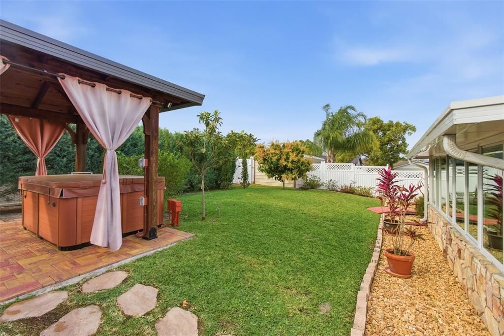 En Venta: $425,000 (3 camas, 2 baños, 1511 Pies cuadrados)