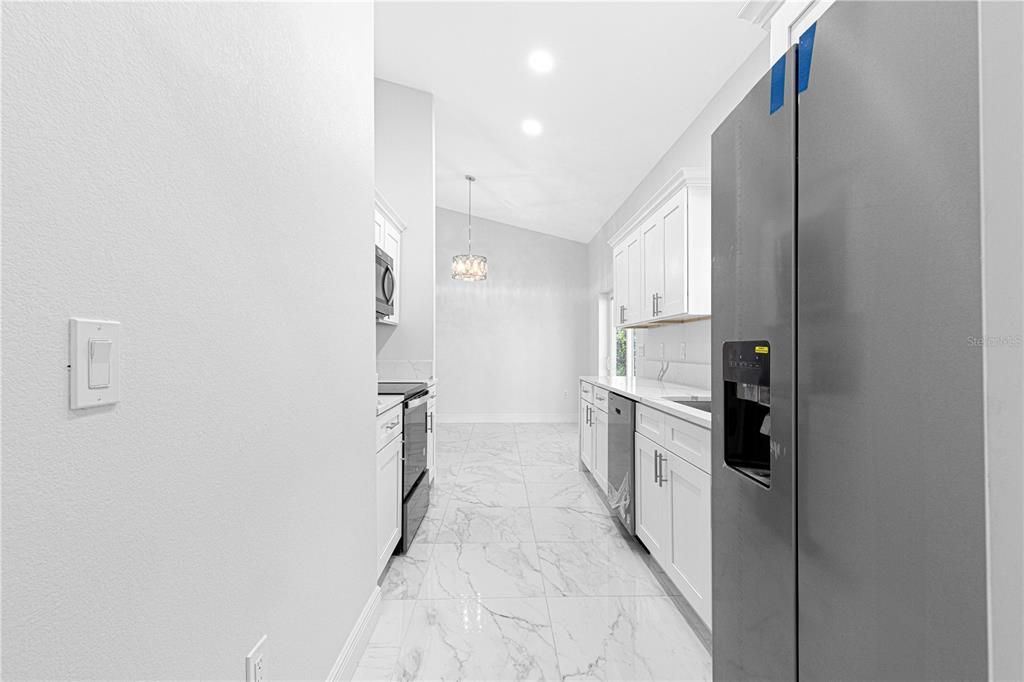 En Venta: $245,000 (3 camas, 2 baños, 1156 Pies cuadrados)