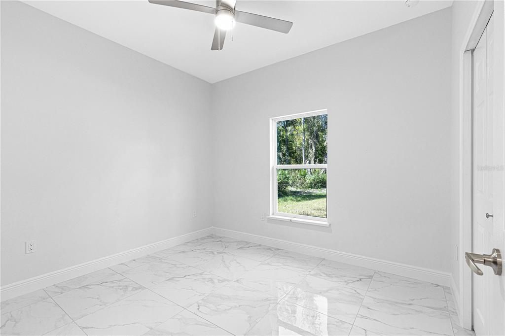 En Venta: $245,000 (3 camas, 2 baños, 1156 Pies cuadrados)