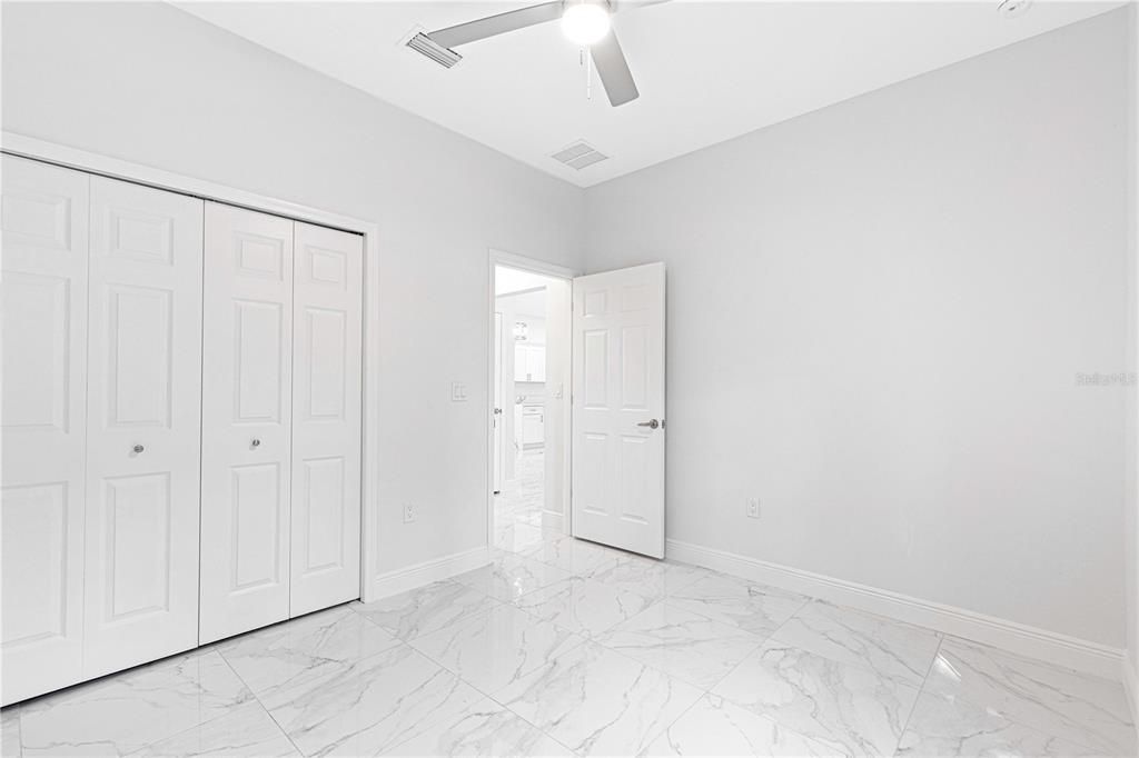 En Venta: $245,000 (3 camas, 2 baños, 1156 Pies cuadrados)