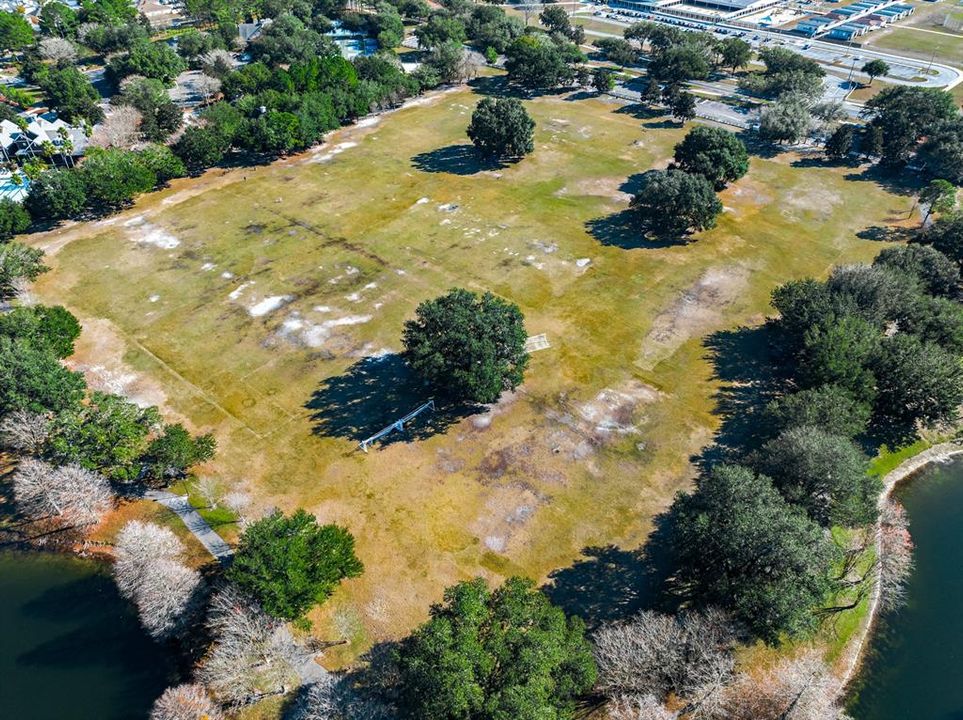 На продажу: $379,990 (4 спален, 2 ванн, 2114 Квадратных фут)