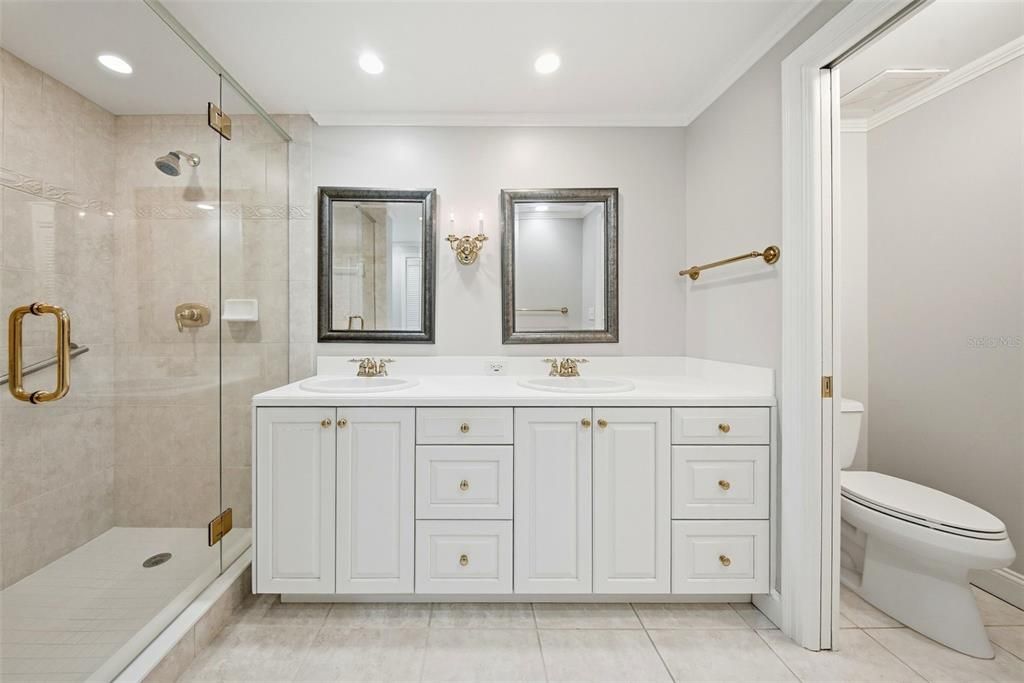 For Sale: $825,000 (3 beds, 2 baths, 1905 Square Feet)