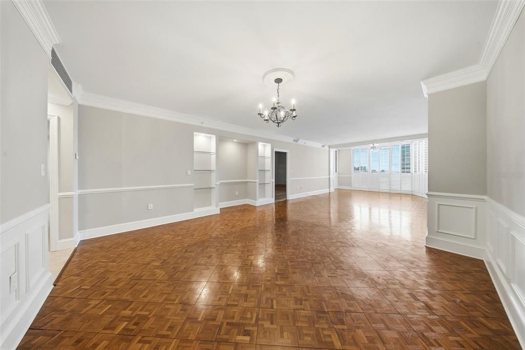 For Sale: $825,000 (3 beds, 2 baths, 1905 Square Feet)