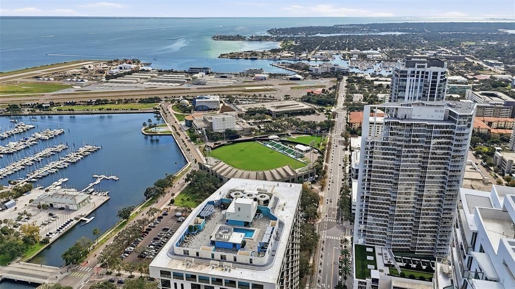 For Sale: $825,000 (3 beds, 2 baths, 1905 Square Feet)