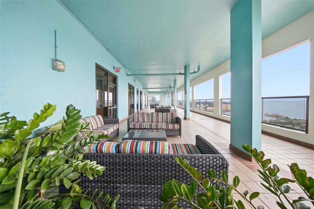 For Sale: $825,000 (3 beds, 2 baths, 1905 Square Feet)