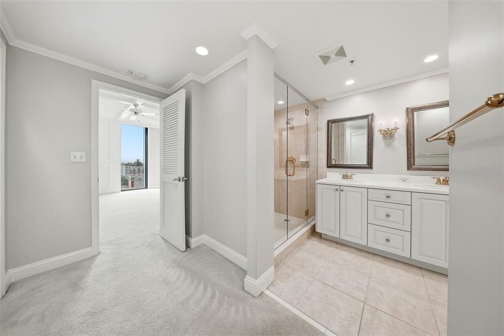 For Sale: $825,000 (3 beds, 2 baths, 1905 Square Feet)