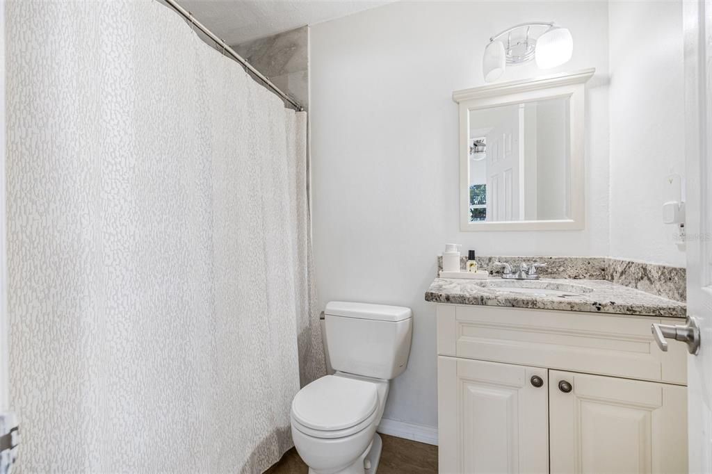 For Rent: $3,500 (3 beds, 2 baths, 1026 Square Feet)