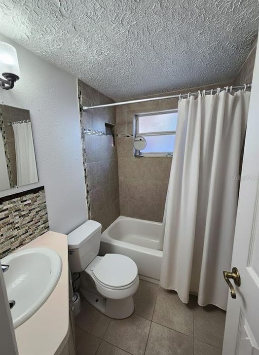 На продажу: $260,000 (3 спален, 2 ванн, 1448 Квадратных фут)