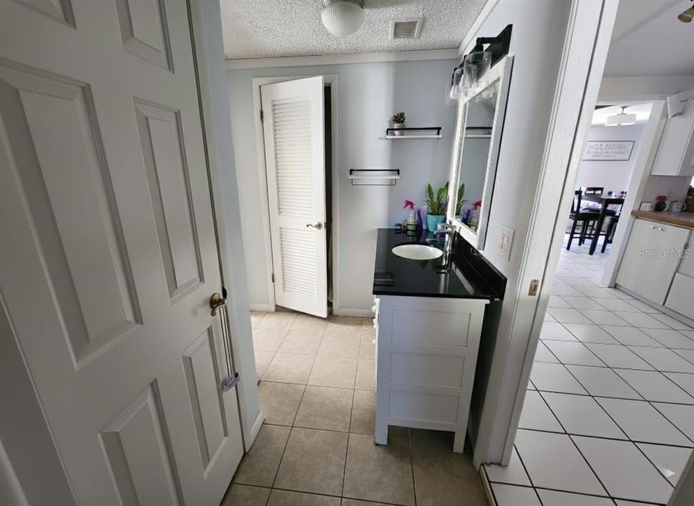 На продажу: $260,000 (3 спален, 2 ванн, 1448 Квадратных фут)