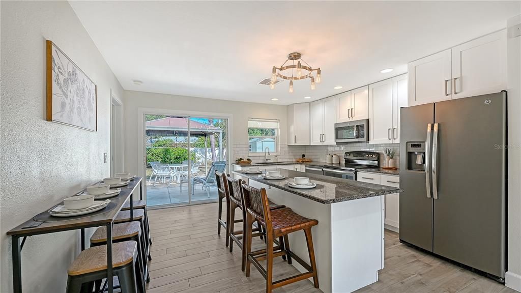 For Sale: $599,000 (3 beds, 2 baths, 1408 Square Feet)