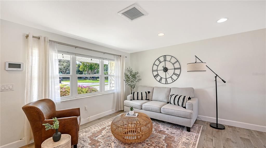 For Sale: $599,000 (3 beds, 2 baths, 1408 Square Feet)