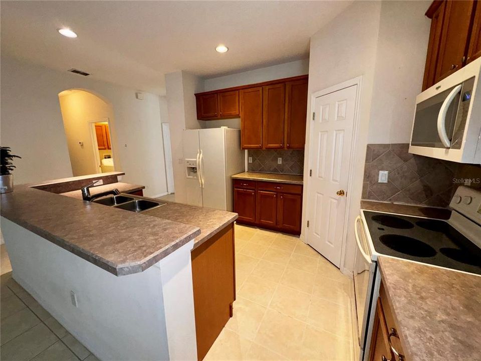 En Renta: $2,699 (4 camas, 3 baños, 2123 Pies cuadrados)