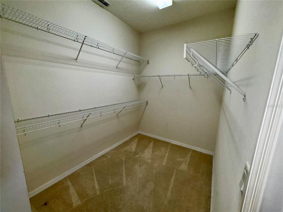 En Renta: $2,699 (4 camas, 3 baños, 2123 Pies cuadrados)