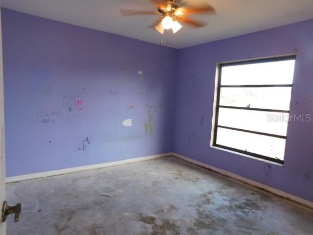 待售: $150,000 (3 贝兹, 2 浴室, 1456 平方英尺)