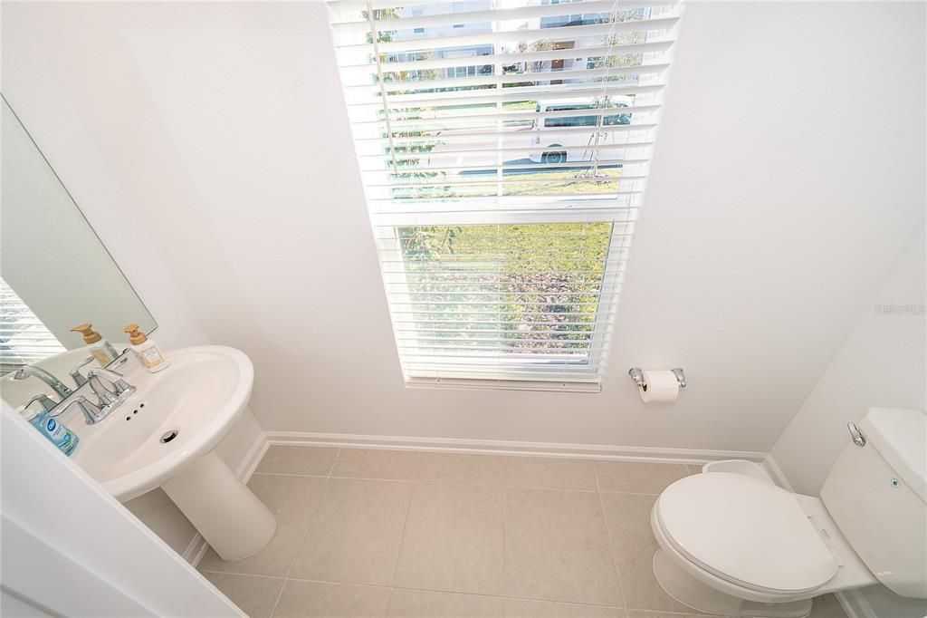 En Venta: $429,000 (3 camas, 2 baños, 1631 Pies cuadrados)