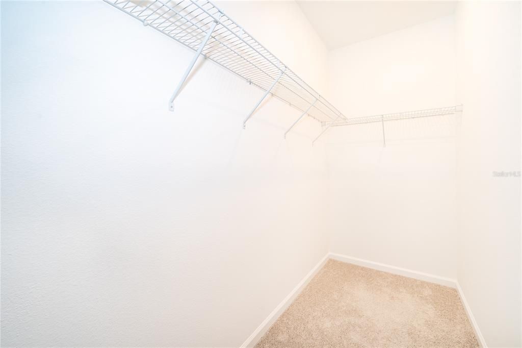 En Venta: $429,000 (3 camas, 2 baños, 1631 Pies cuadrados)