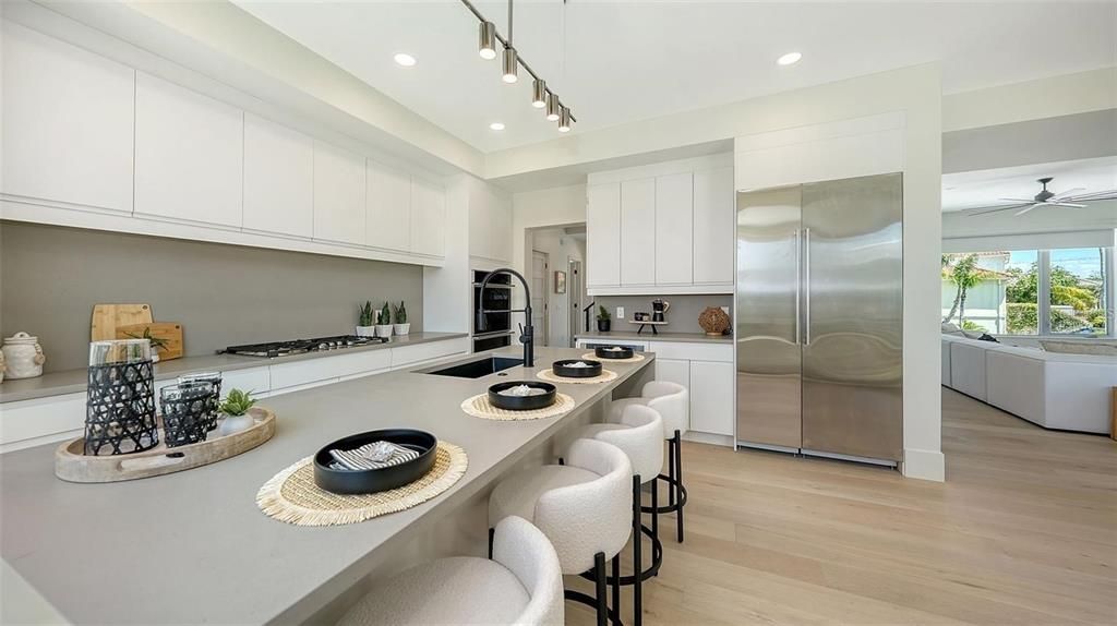 For Sale: $3,990,000 (4 beds, 4 baths, 3676 Square Feet)