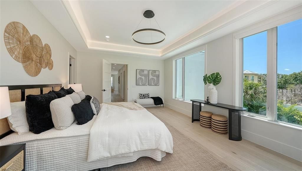 For Sale: $3,990,000 (4 beds, 4 baths, 3676 Square Feet)