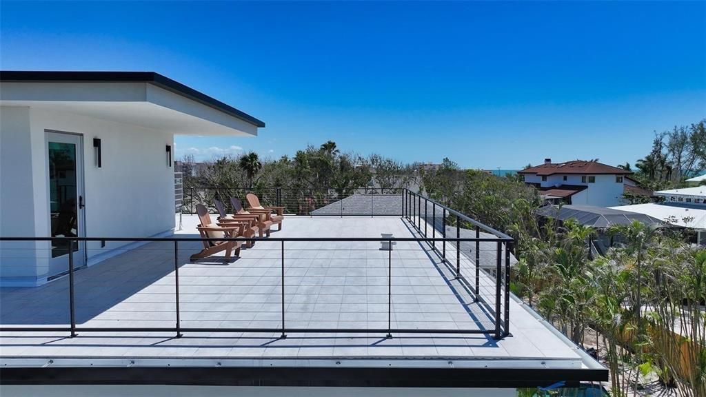 For Sale: $3,990,000 (4 beds, 4 baths, 3676 Square Feet)