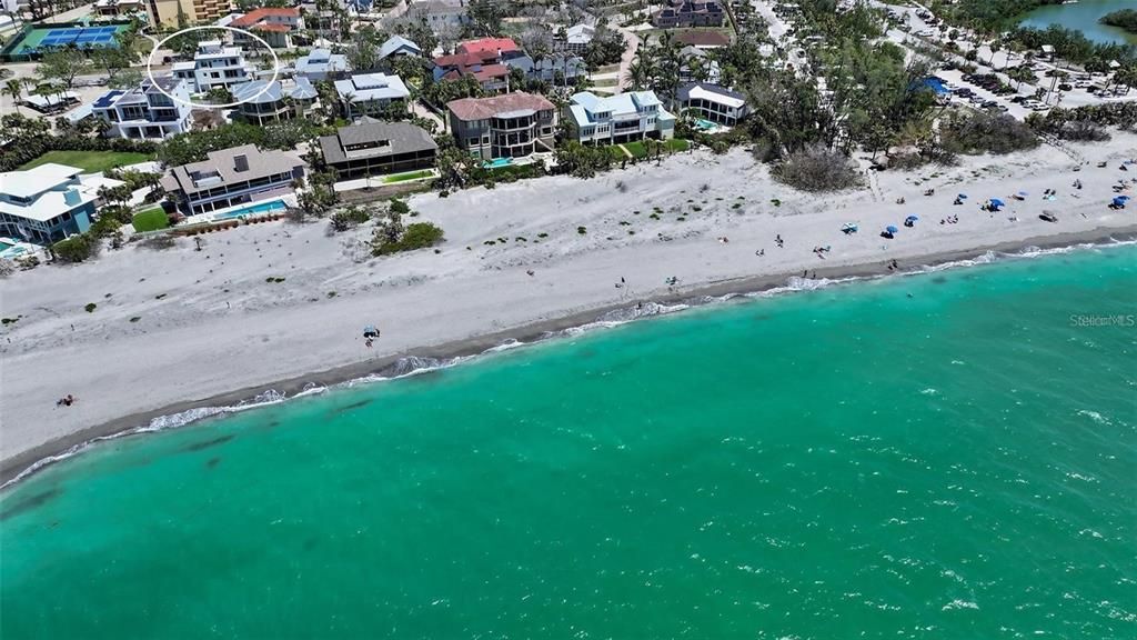 For Sale: $3,990,000 (4 beds, 4 baths, 3676 Square Feet)