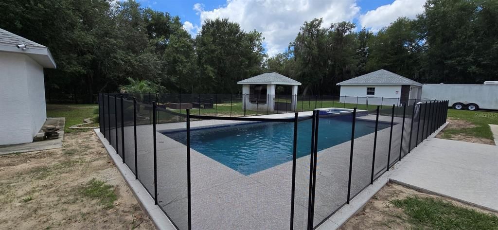 出租: $2,795 (4 贝兹, 3 浴室, 2637 平方英尺)