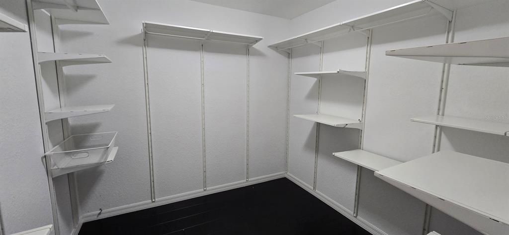 出租: $2,795 (4 贝兹, 3 浴室, 2637 平方英尺)