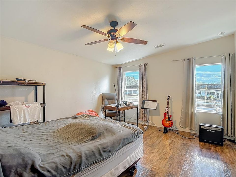 For Sale: $239,500 (3 beds, 2 baths, 1508 Square Feet)