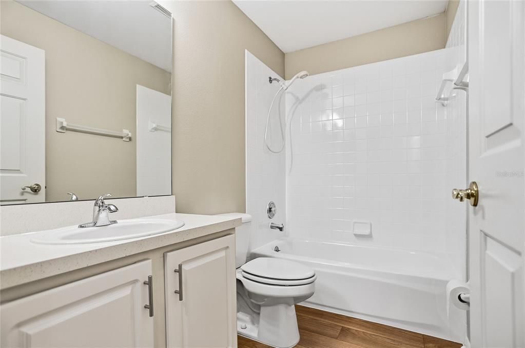 待售: $309,900 (2 贝兹, 2 浴室, 1541 平方英尺)