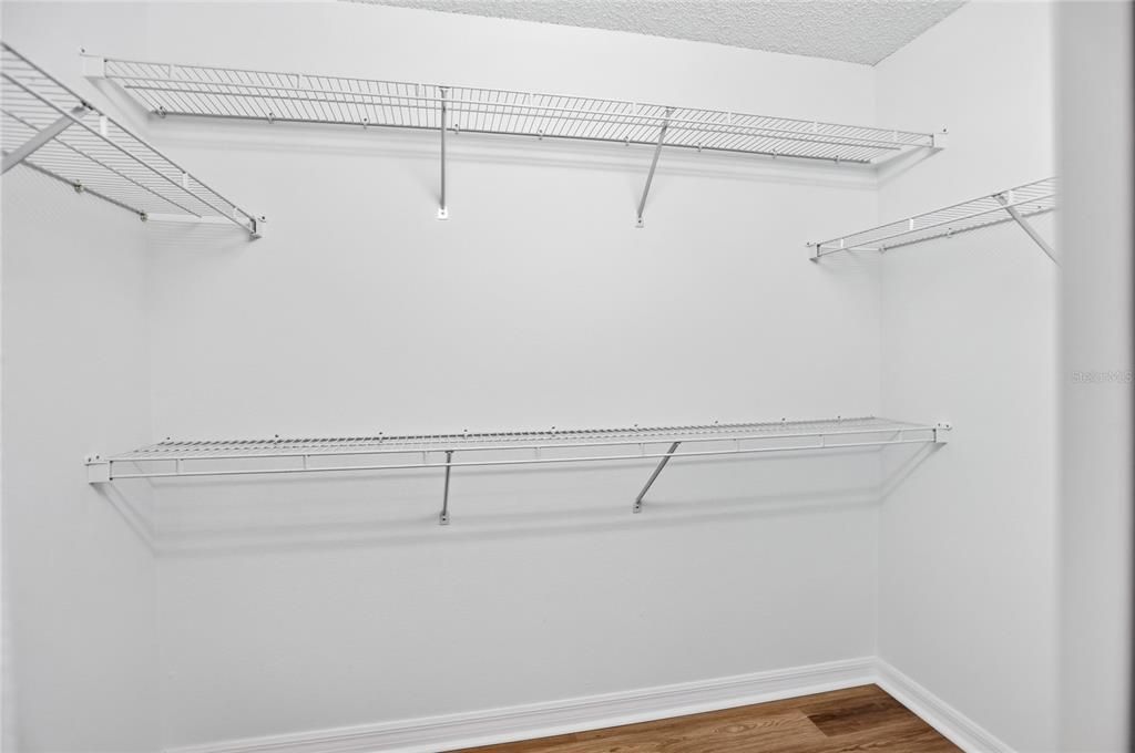 待售: $309,900 (2 贝兹, 2 浴室, 1541 平方英尺)