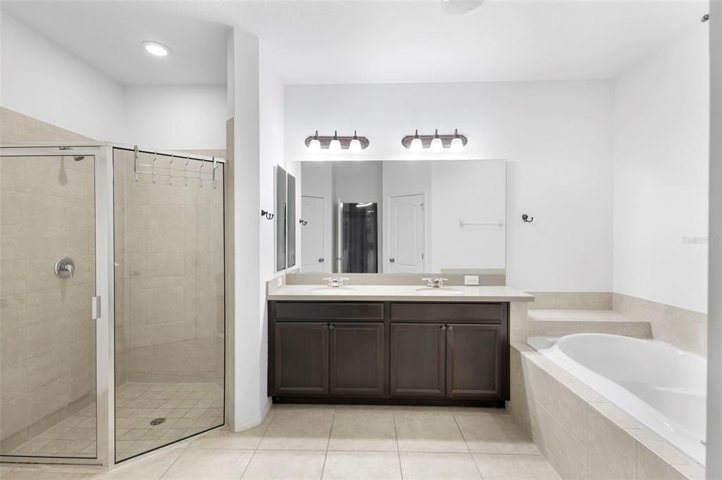 В аренду: $3,950 (3 спален, 2 ванн, 2071 Квадратных фут)