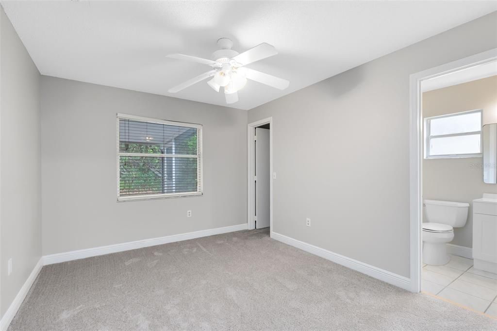 待售: $285,000 (3 贝兹, 2 浴室, 1125 平方英尺)