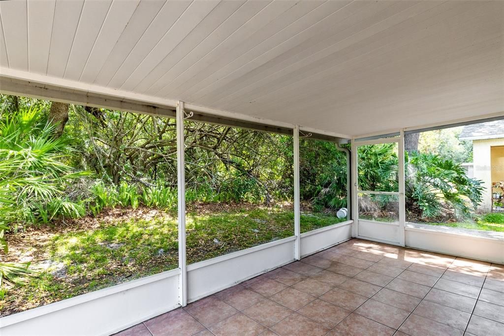 待售: $285,000 (3 贝兹, 2 浴室, 1125 平方英尺)