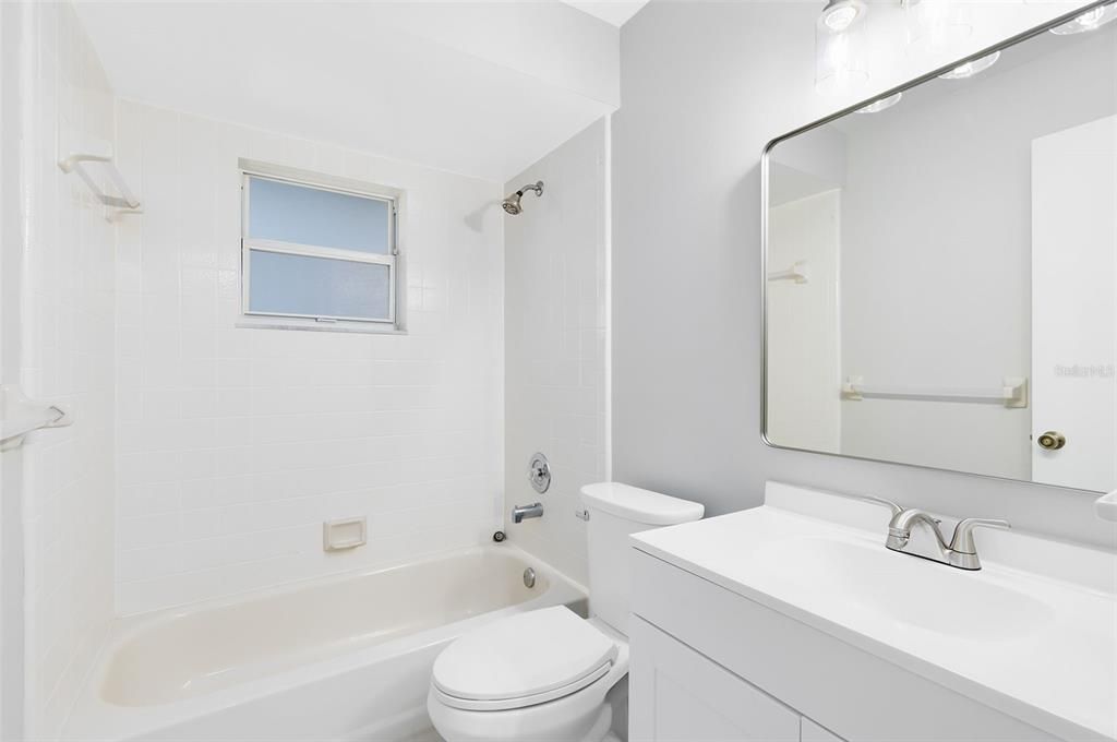 待售: $285,000 (3 贝兹, 2 浴室, 1125 平方英尺)