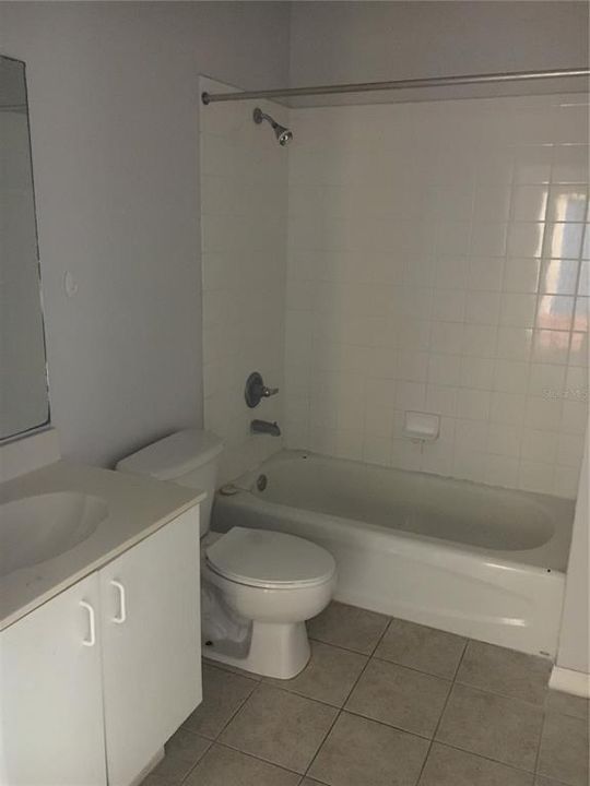 出租: $1,599 (3 贝兹, 2 浴室, 1200 平方英尺)