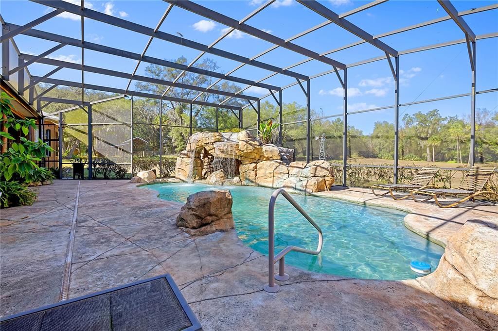 For Sale: $2,999,999 (4 beds, 3 baths, 3866 Square Feet)