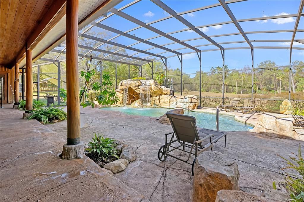 For Sale: $2,999,999 (4 beds, 3 baths, 3866 Square Feet)