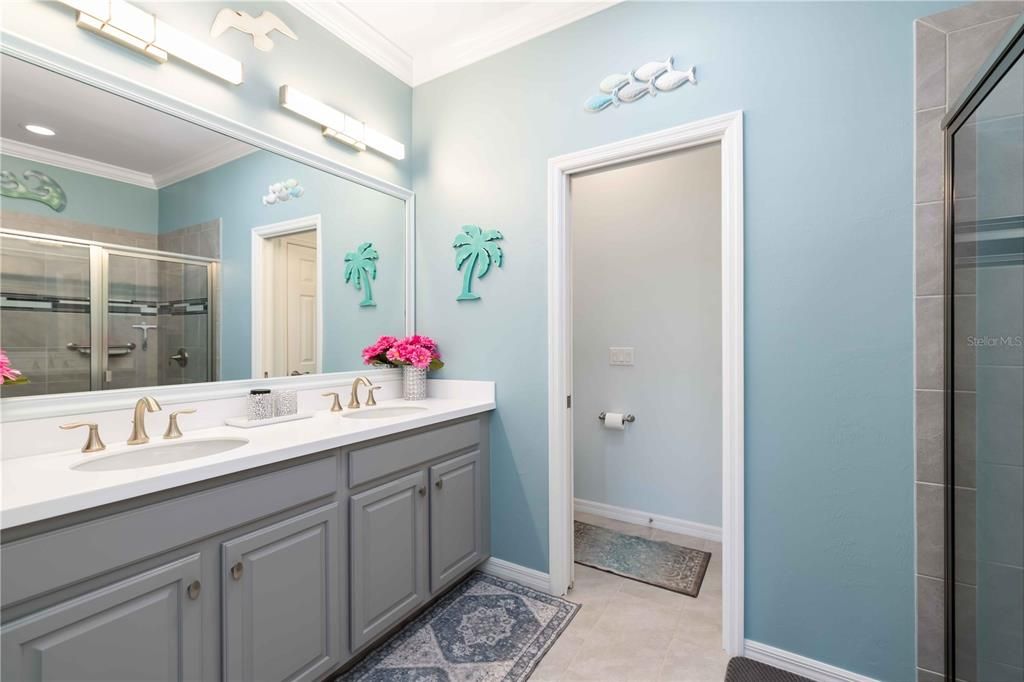 待售: $342,500 (2 贝兹, 2 浴室, 1515 平方英尺)